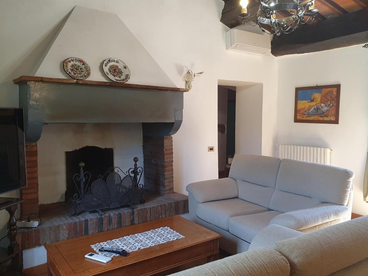 Casa Giogo Guest House Arezzo Bagian luar foto
